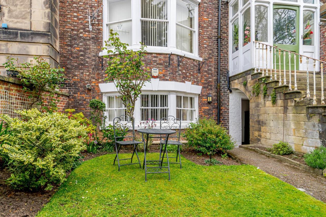 The Bolthole Apartment Whitby Exterior photo
